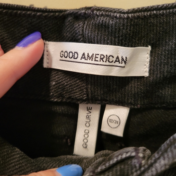 Good American Good Curve Black Distressed Fray Hem Skinny Jeans Size 12 / 31 - Picture 3 of 9